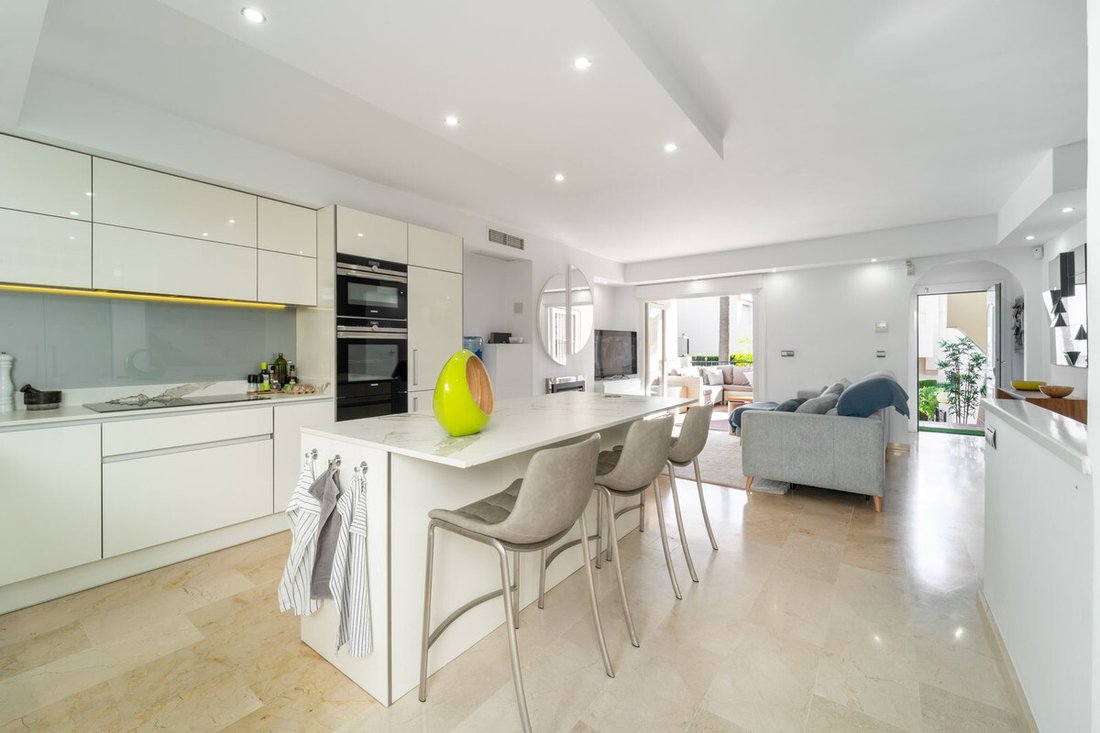 Villa in Marbella, Andalusia, Spain 5 - 17017561