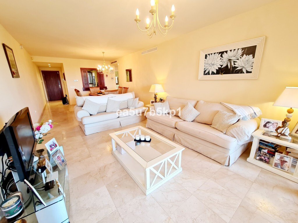Apartment in Estepona, Andalusia, Spain 3 - 17017225