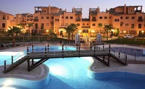 Wohnung in Atalaya Isdabe, Estepona, Andalusien 1