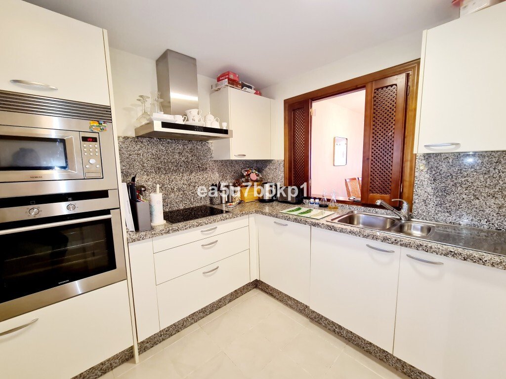 Apartment in Estepona, Andalusia, Spain 5 - 17017225