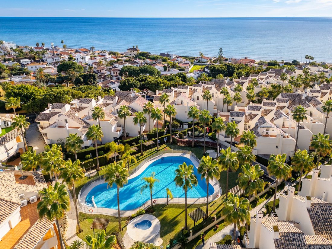 Villa in Marbella, Andalusia, Spain 1 - 17017561