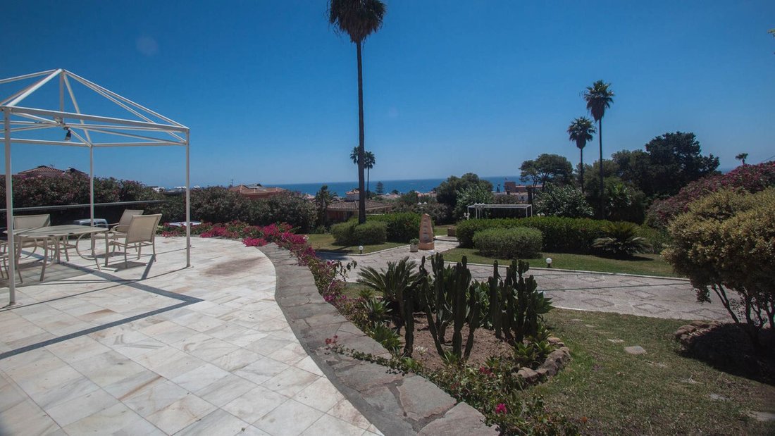Villa in Estepona, Andalusia, Spain 3 - 17017419