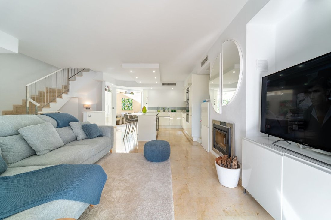 Villa in Marbella, Andalusia, Spain 3 - 17017561