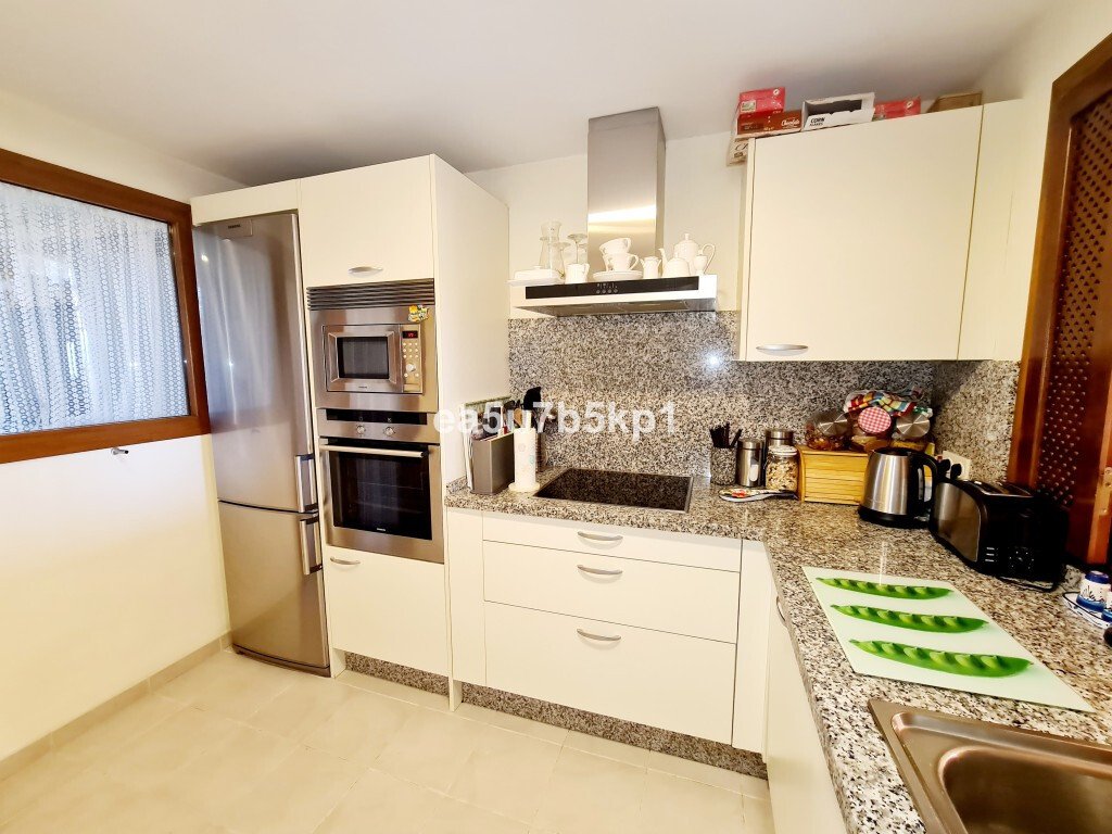Apartment in Estepona, Andalusia, Spain 4 - 17017225