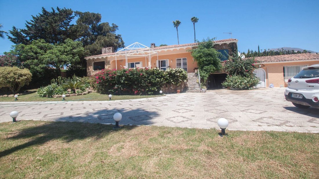 Villa in Estepona, Andalusia, Spain 2 - 17017419
