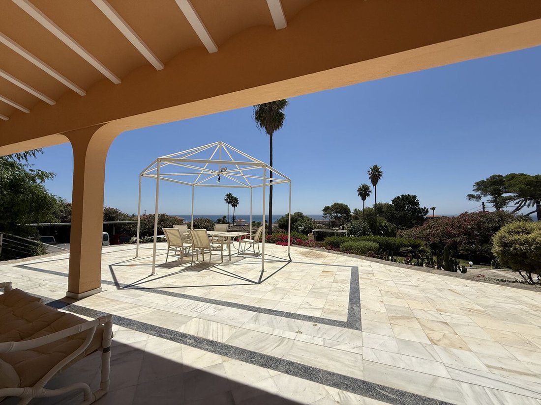 Villa in Estepona, Andalusia, Spain 1 - 17017419