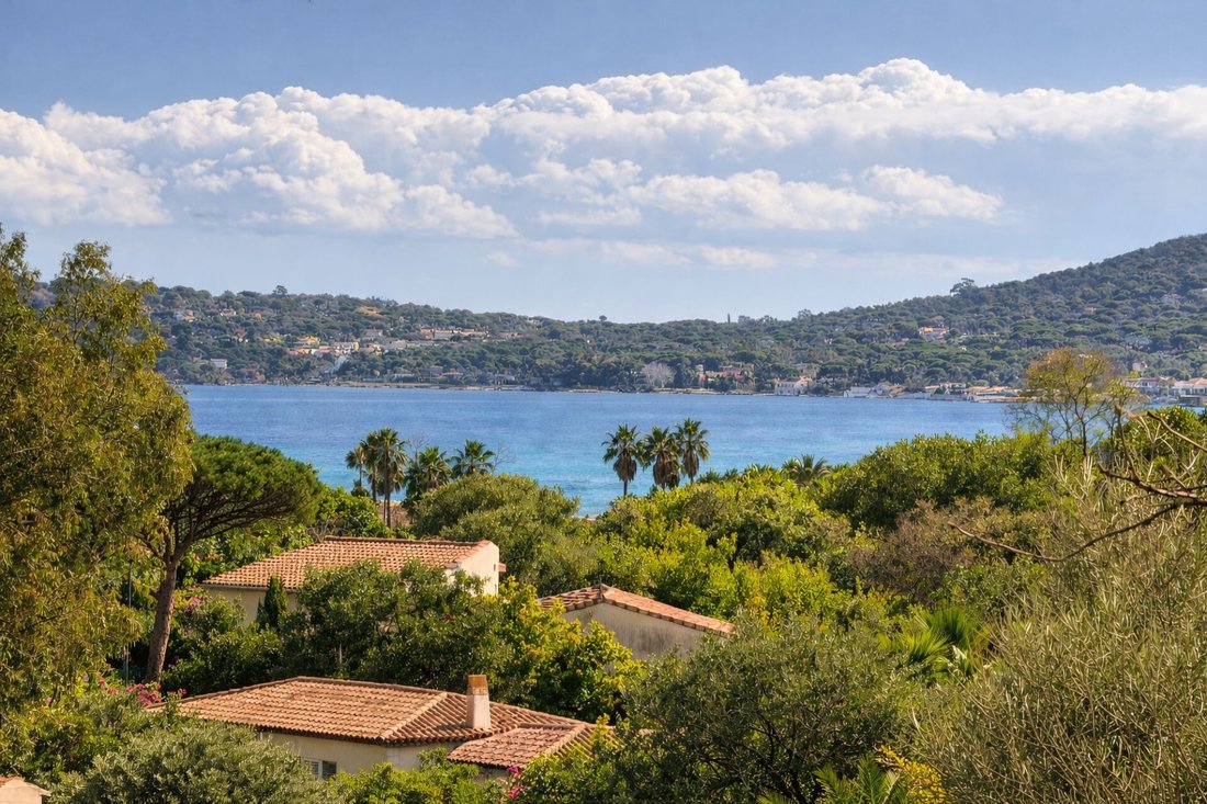 Villa in Grimaud, Provence-Alpes-Côte d'Azur, France 1 - 17017348