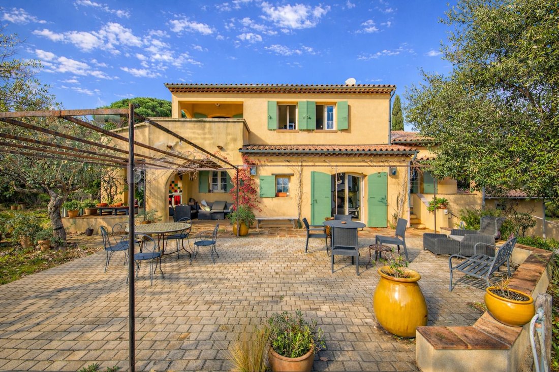 Villa in Grimaud, Provence-Alpes-Côte d'Azur, France 3 - 17017348