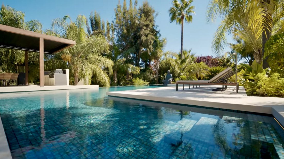 Villa in Elviria-Cabopino, Marbella, Spain 4 - 17017142