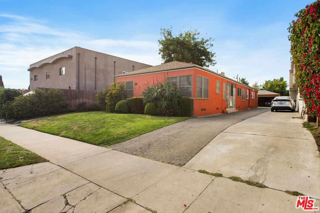 Los Angeles, California, United States 4 - 17017017