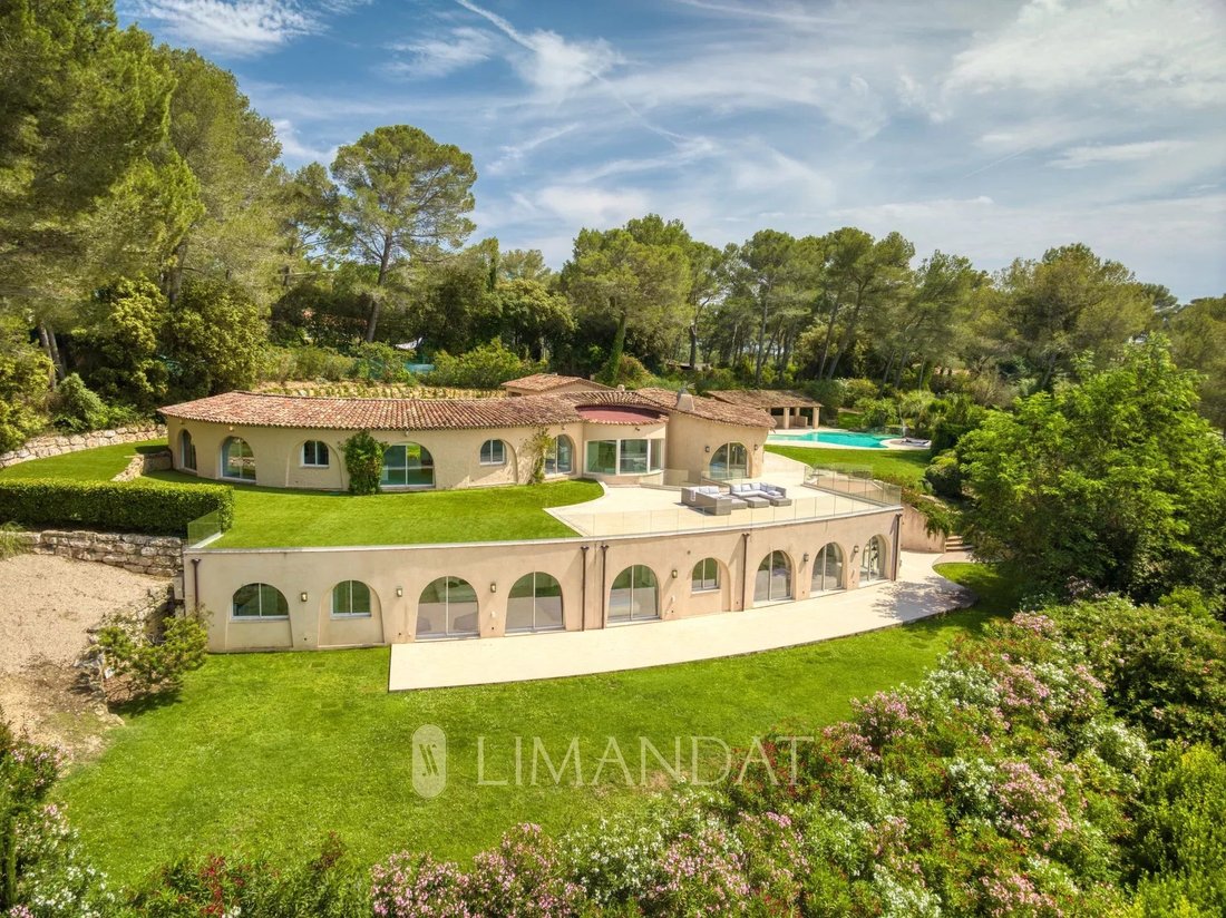 Villa in Les Indes les-Groulles, Mouans-Sartoux, France 1 - 13842493