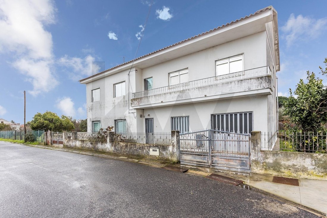 Townhouse in Moita, Setubal, Portugal 1 - 17017190
