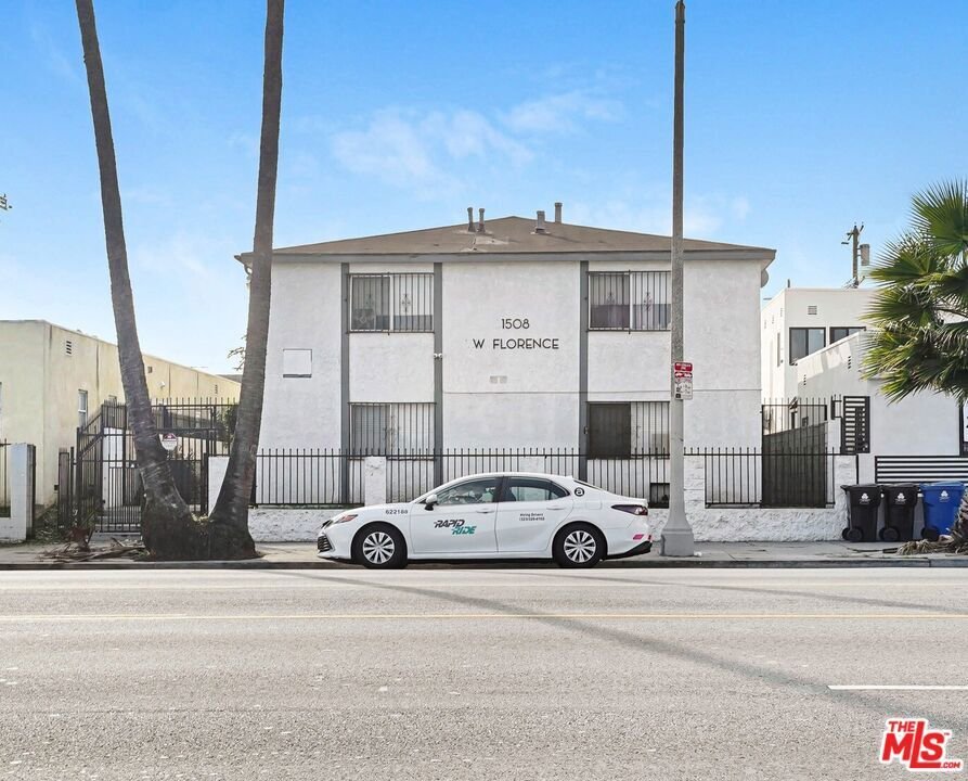 Los Angeles, California, United States 1 - 17017029