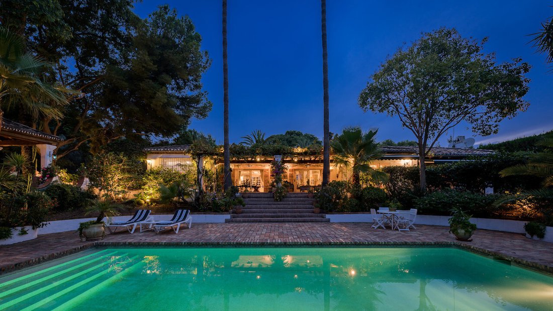 Villa in Benahavis, Andalusia, Spain 5 - 17017189
