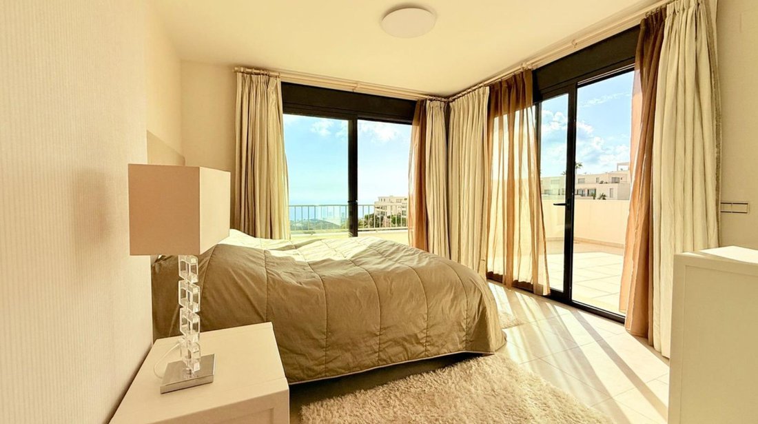 Apartment in Marbella, Andalusia, Spain 2 - 17017101