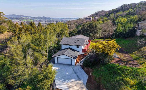 House in Petaluma, California, United States 1