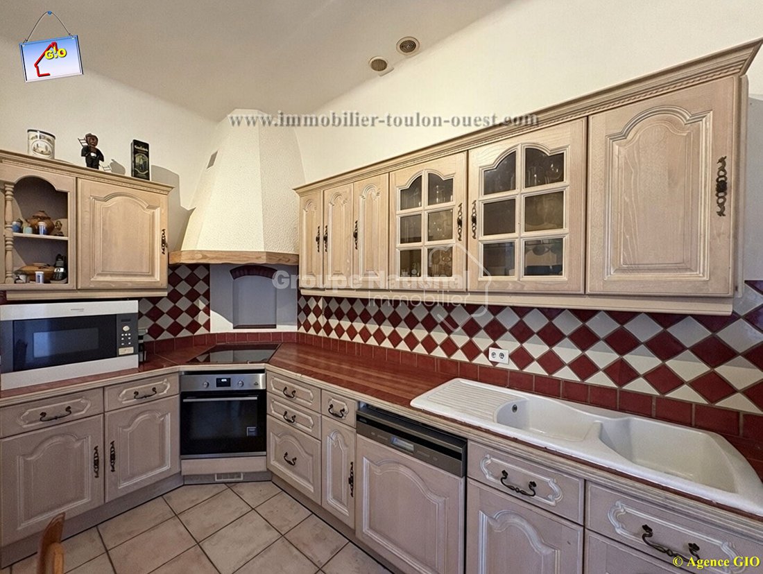 Villa in Le Faron-Fort-Rouge, Toulon, France 4 - 17016865