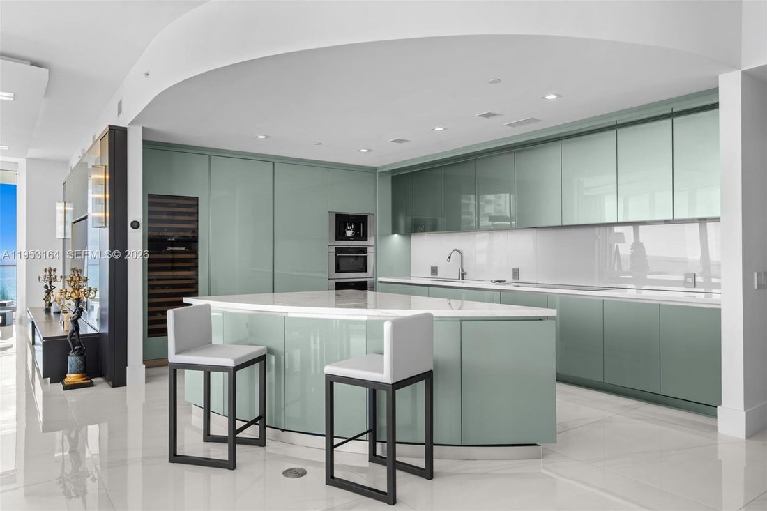 Condo in Sunny Isles Beach, Florida, United States 5 - 17016940