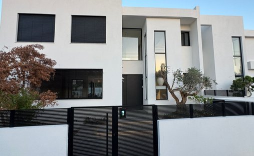 Villa in Herzlia, Bezirk Tel Aviv, Israel 1