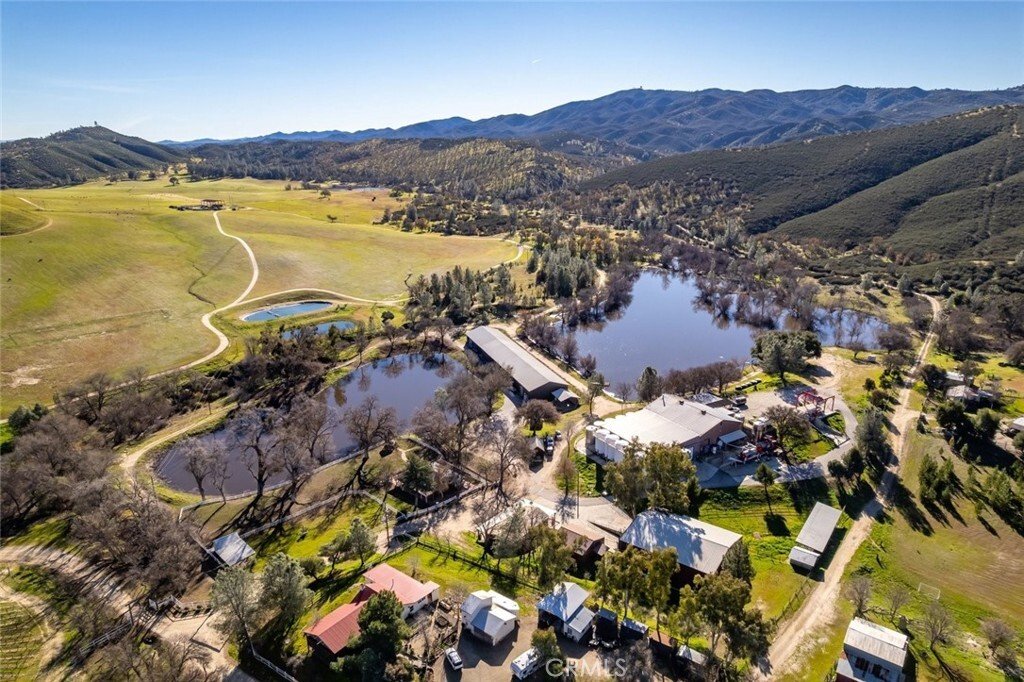 House in Creston, California, United States 1 - 17017940