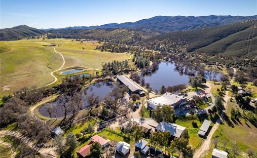 House in Creston, California, United States 1
