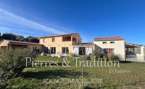 House in Centre Nord, Apt, France 1