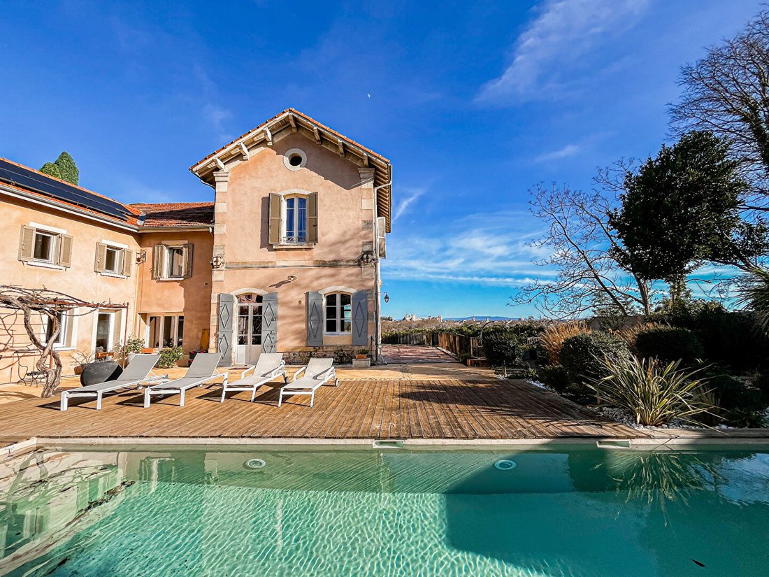 Villa in Bellecroix-Pont d'Avignon, Villeneuve-lès-Avignon, France 1 - 17017792