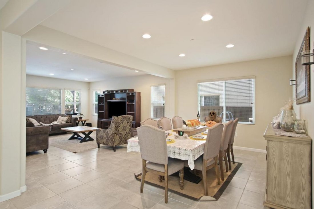 House in Tracy, California, United States 5 - 17017895