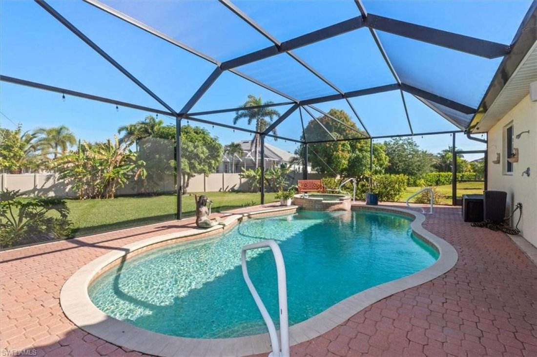 House in Cape Coral, Florida, United States 3 - 17017848