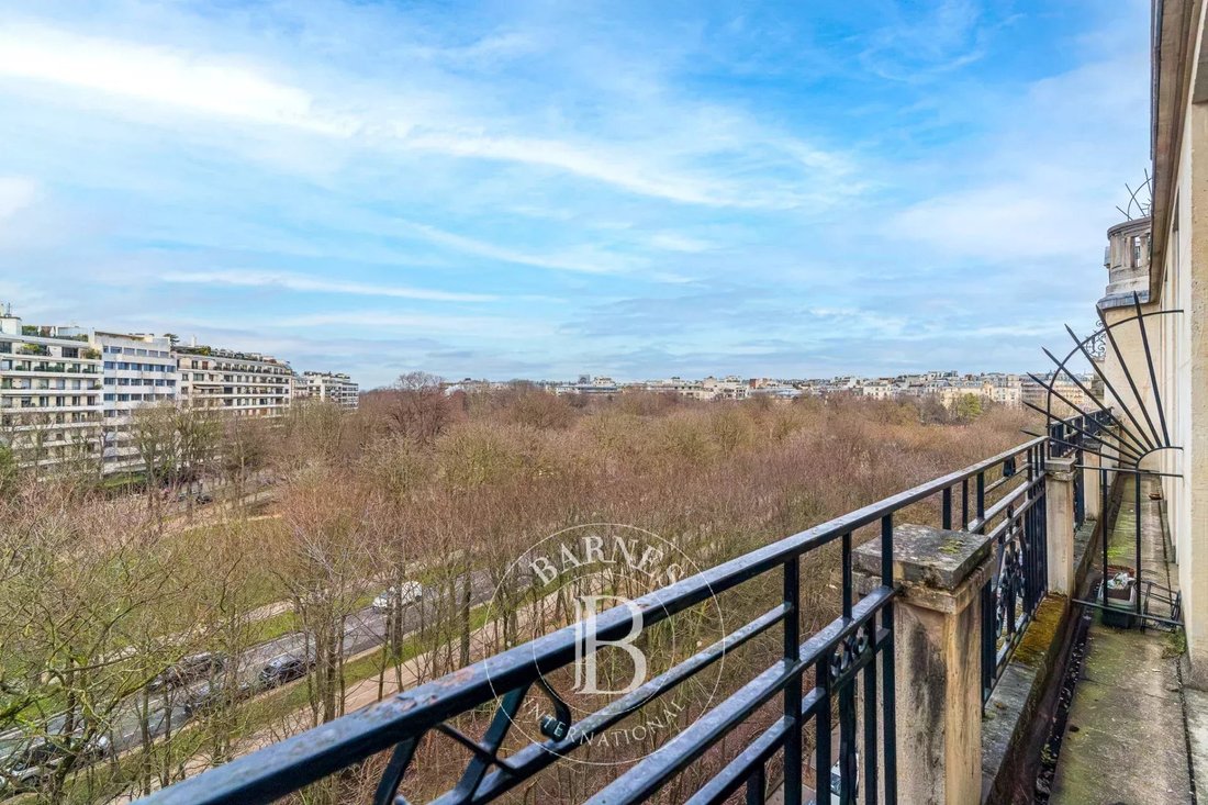Apartment in Muette Nord, Paris 16e Arrondissement, Paris 2 - 17010439
