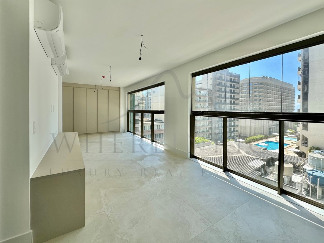 Apartment in Rio de Janeiro, State of Rio de Janeiro, Brazil 1 - 17018001