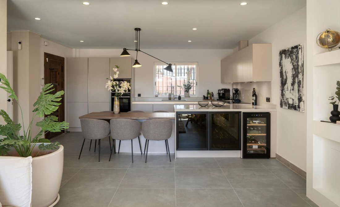 Maison de ville à Nueva Andalucia, Marbella, Espagne 5 - 17017755
