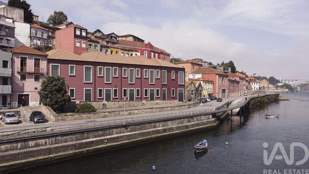 Apartment in Santa Marinha e Sao Pedro da Afurada, Porto District, Portugal 2 - 17018824