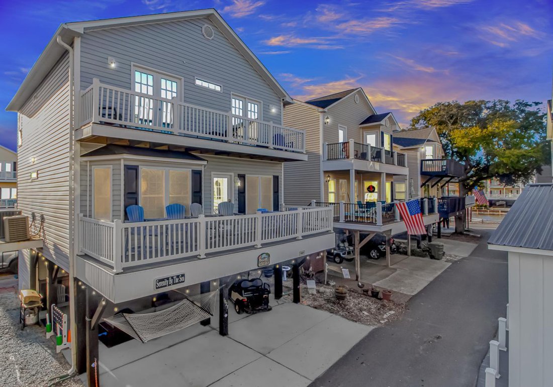 House in Surfside Beach, South Carolina, United States 1 - 17017877