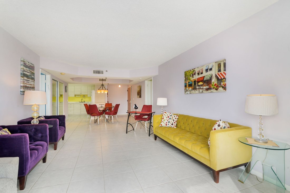 Condo in Bal Harbour, Florida, United States 3 - 17017399