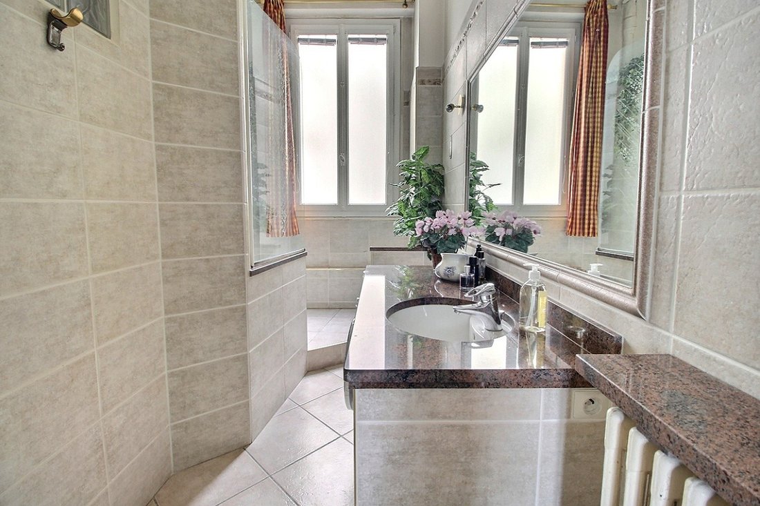 Appartement à Tête d'Or-Foch-Vitton, Lyon 6e Arrondissement, Lyon 5 - 17018420