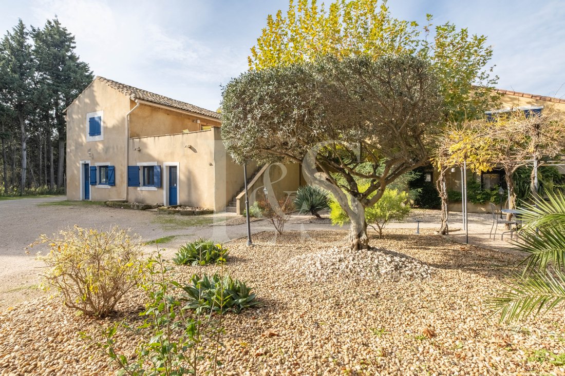 Estate in Saint Jean-Saint Genies, Avignon, France 3 - 17019062