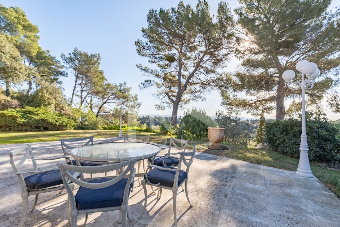 House in Beaumes-de-Venise, Provence-Alpes-Côte d'Azur, France 3 - 17019083