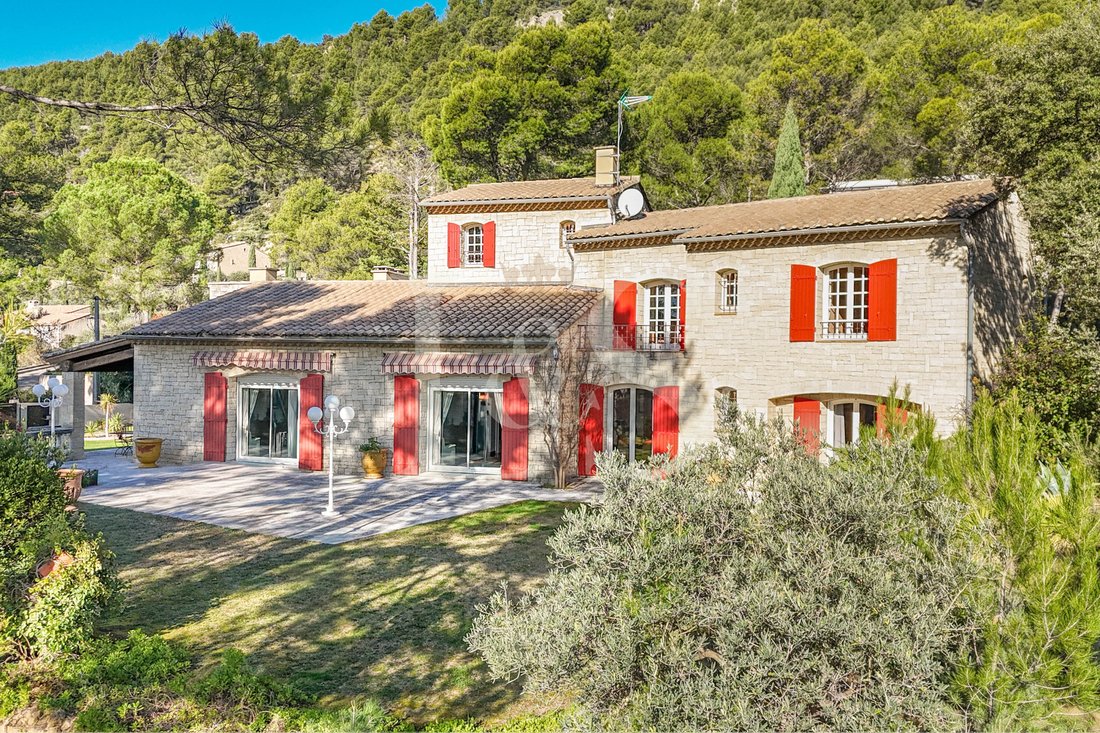 House in Beaumes-de-Venise, Provence-Alpes-Côte d'Azur, France 2 - 17019083