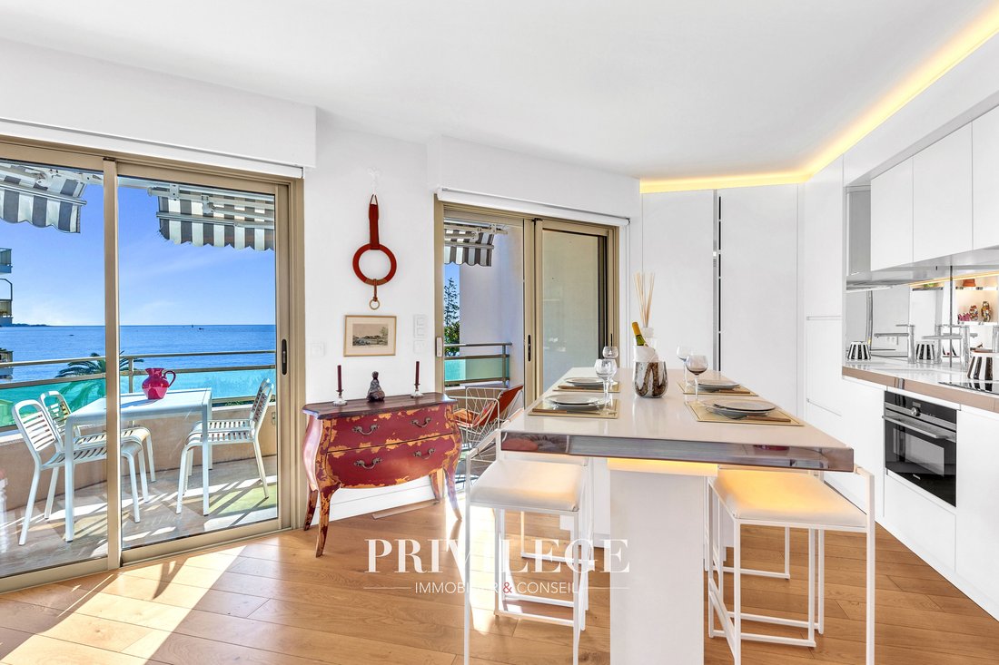 Apartment in Cannes, Provence-Alpes-Côte d'Azur, France 3 - 17018926
