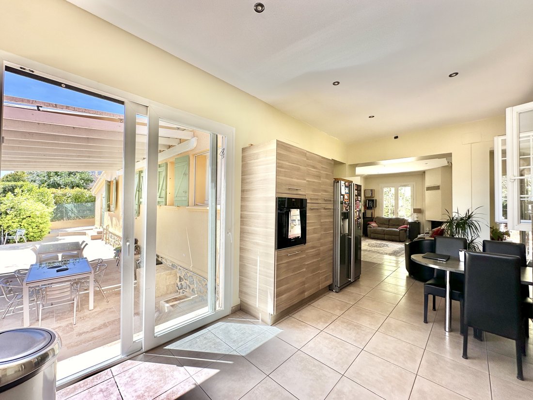 Villa in Valette Nord, La Valette-du-Var, France 4 - 17018547