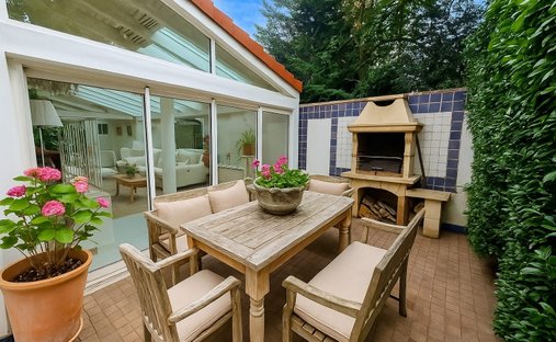 Immeuble / Maison Puteaux / Les Bergeres 350 M² Garage Et 2 Parking