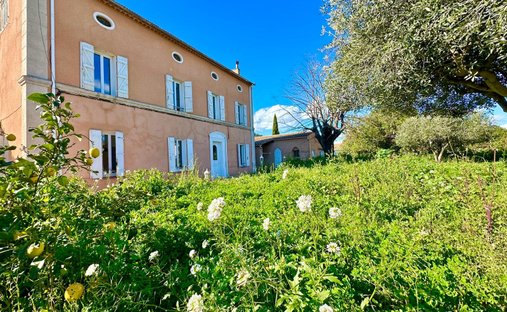 House in Le Village, La Farlède, France 1