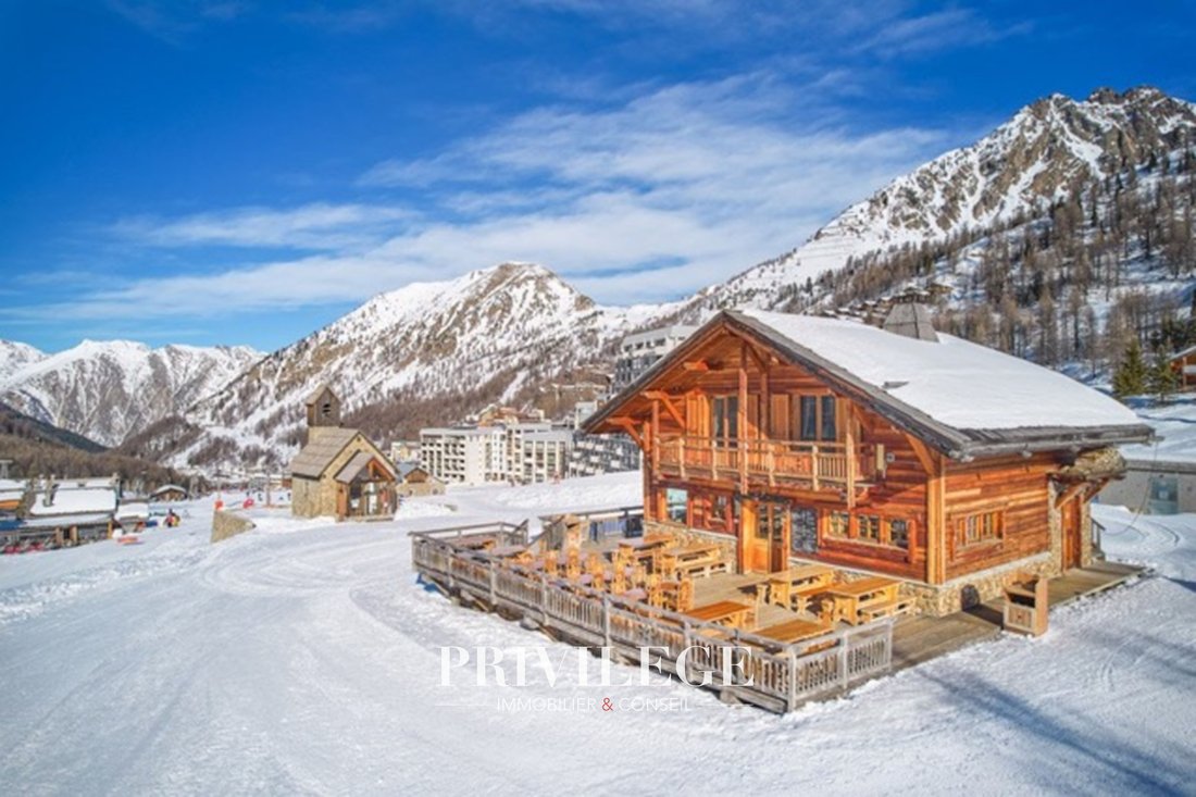 Chalet in Isola, Provence-Alpes-Côte d'Azur, France 1 - 17018918