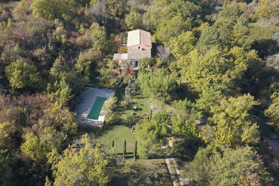 House in Saignon, Provence-Alpes-Côte d'Azur, France 1 - 17018553