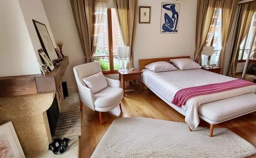 Immeuble / Maison Puteaux / Les Bergeres 350 M² Garage Et 2 Parking