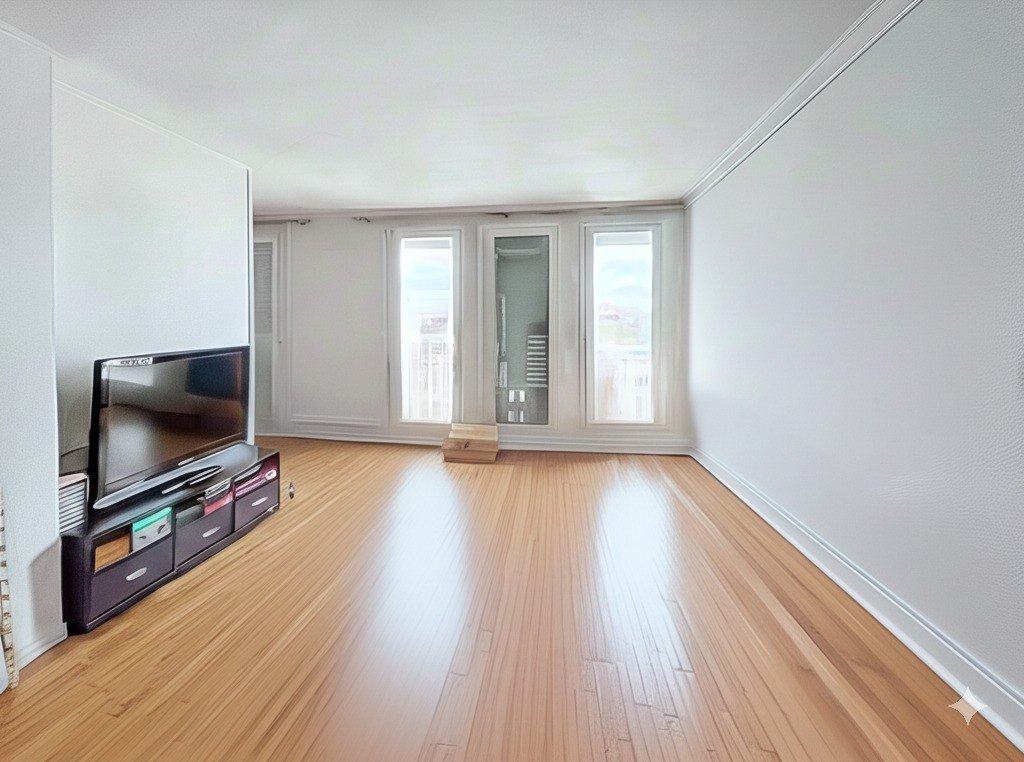 Apartment in Montrouge, Ile-de-France, France 2 - 17018472