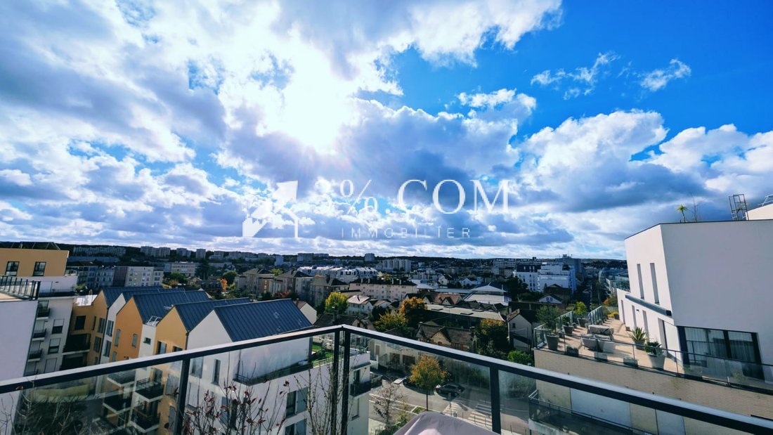 Apartment in Poissy, Ile-de-France, France 2 - 17018680