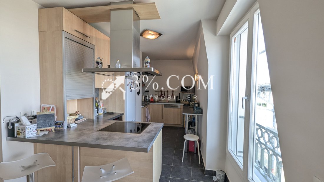 Apartment in Poissy, Ile-de-France, France 4 - 17018654