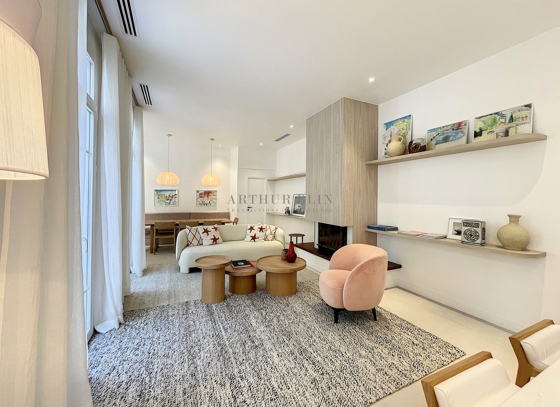 Villa in Cannes, Provence-Alpes-Côte d'Azur, France 2 - 17018425
